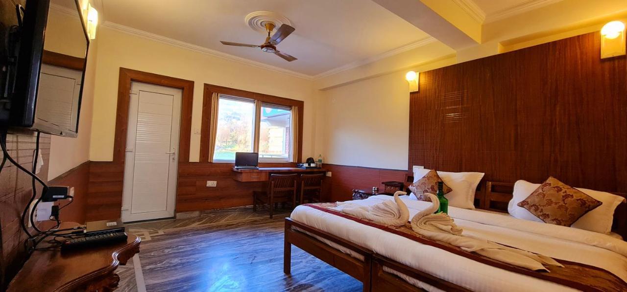 Hotel Samdupling Himalayan Brothers Дармсала Экстерьер фото