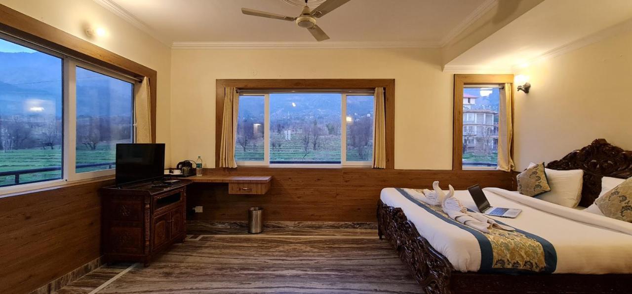 Hotel Samdupling Himalayan Brothers Дармсала Экстерьер фото