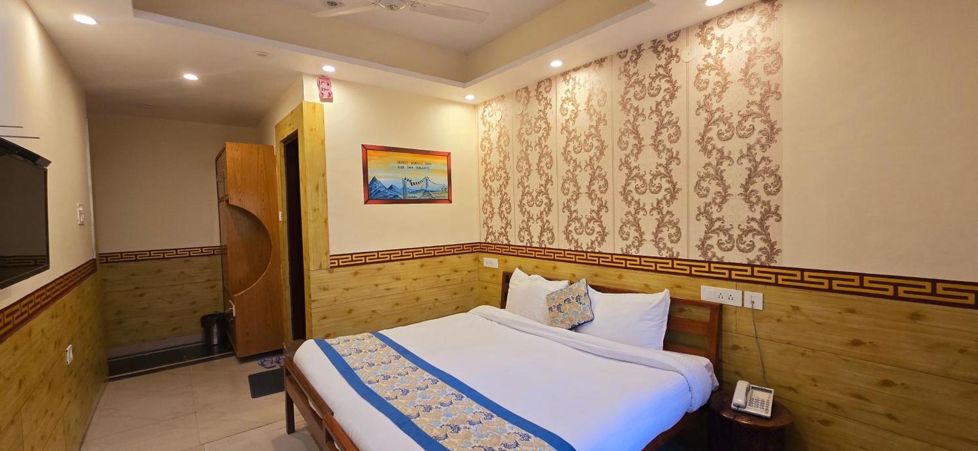 Hotel Samdupling Himalayan Brothers Дармсала Экстерьер фото
