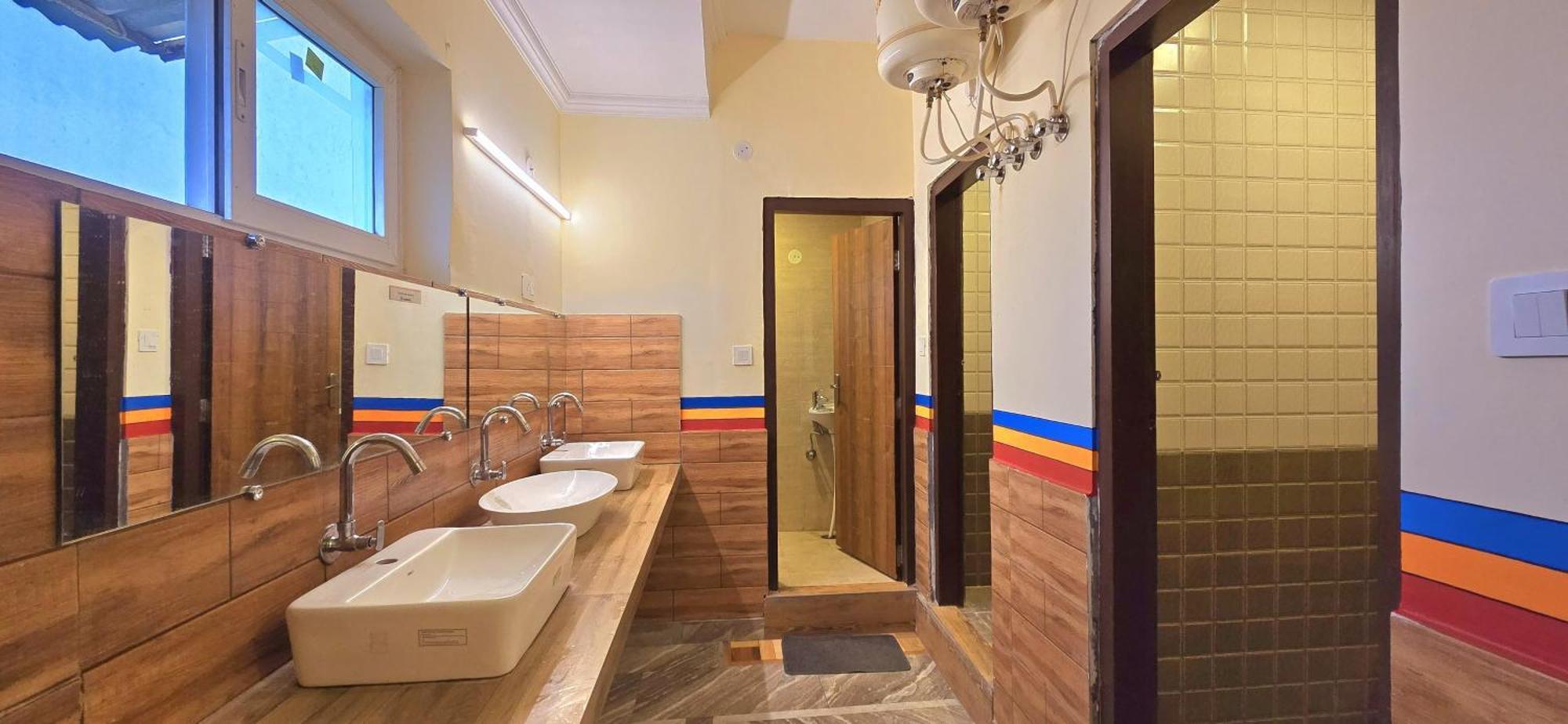 Hotel Samdupling Himalayan Brothers Дармсала Экстерьер фото